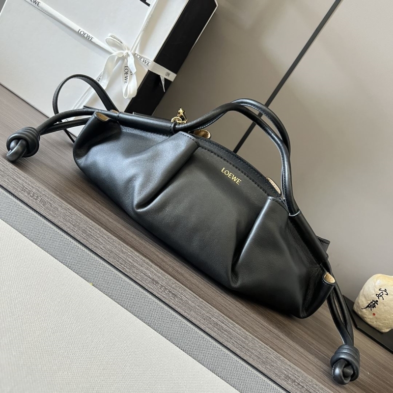 l*ew* handle bags